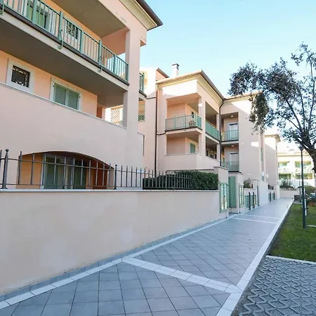 Dei Marmi Magic פורטה דיי מארמי
